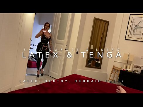 ❤️ Escadravo ruivo em traje de látex fodido por meio de meio-irmão ❤️❌ Porno fodido em nós ❌❤