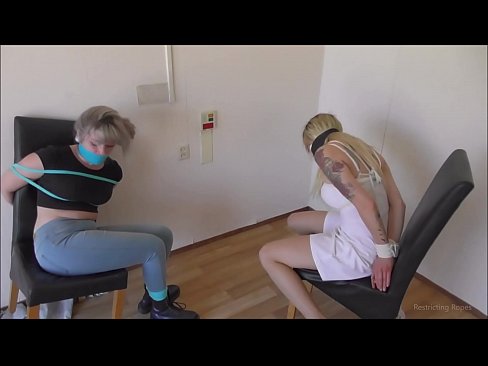 ❤️ Viciado / amarrado e amordaçado / donzela em apuros ❤️❌ Porno fodido em nós ❌❤