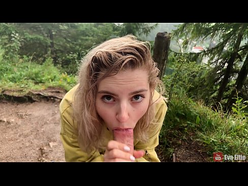 ❤️ Garota engole a ejaculação depois de um broche público - Eva Elfi ❤️❌ Porno fodido em nós ❌❤